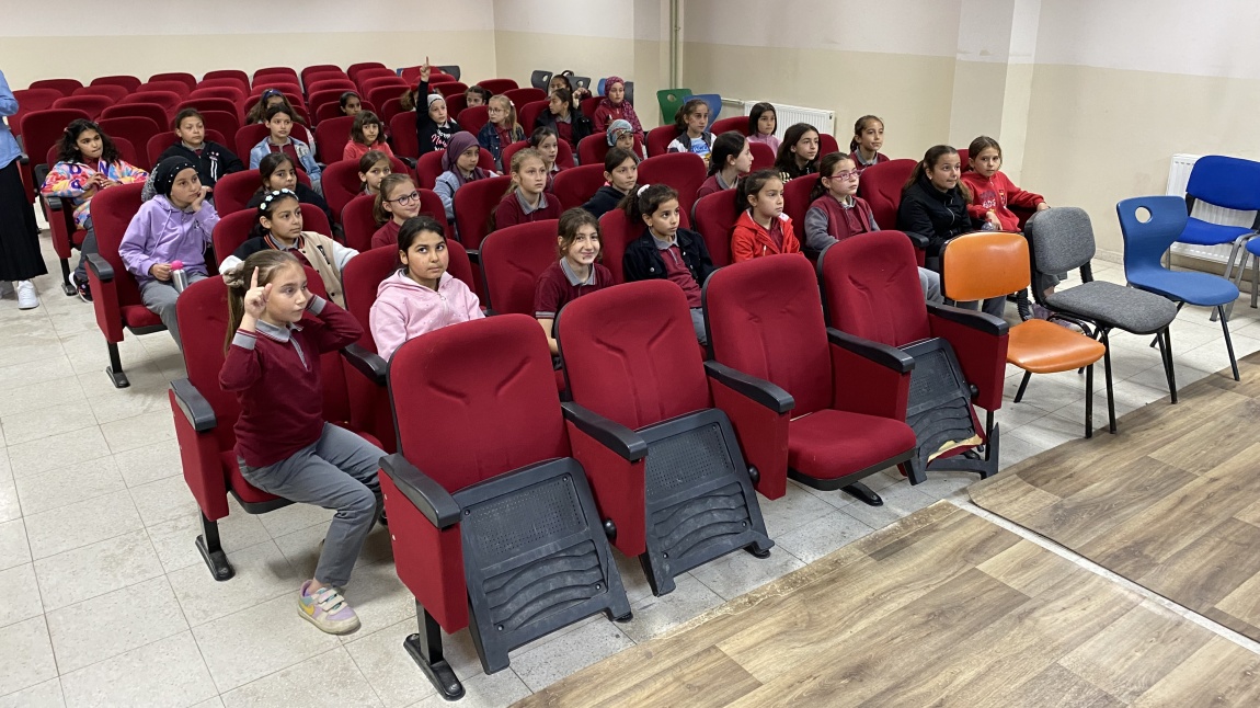 Ahmet Yesevi Ortaokulu Okulumuzu Ziyaret Etti